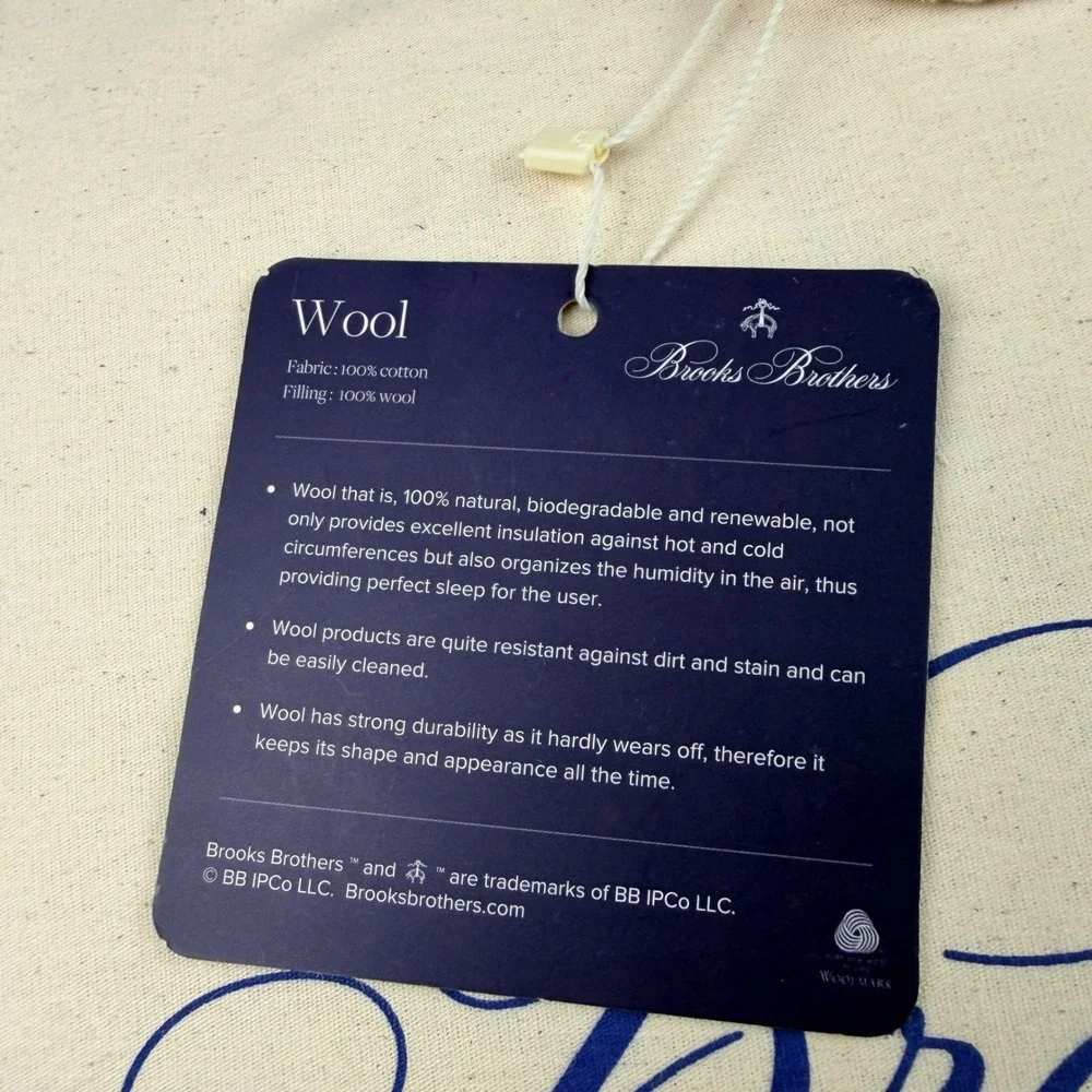 Brooks Brothers Wool King Pillow NWT 100% Wool Fill Cotton Shell Cream 20x36